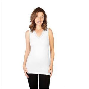 New skinnytees beautiful tank with lace